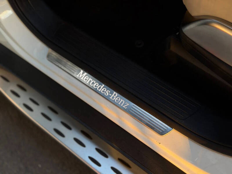 2015 Mercedes-Benz GL-Class GL 550 4MATIC