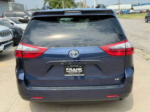 2020 Toyota Sienna LE 8-Passenger