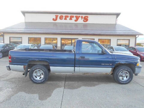 2001 Dodge Ram 1500 for sale at Jerry's Auto Mart in Uhrichsville OH