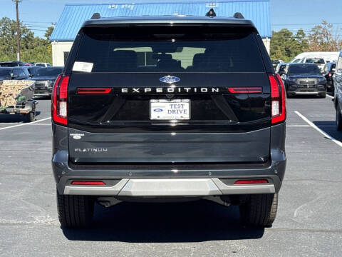 2025 Ford Expedition Platinum
