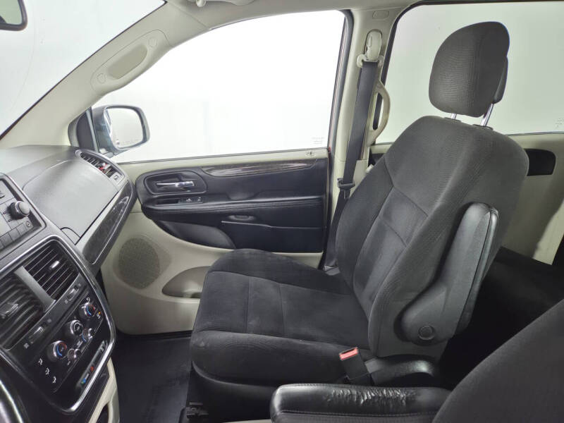 2015 Dodge Grand Caravan SE