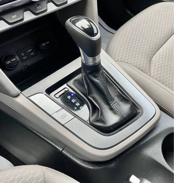 2020 Hyundai Elantra