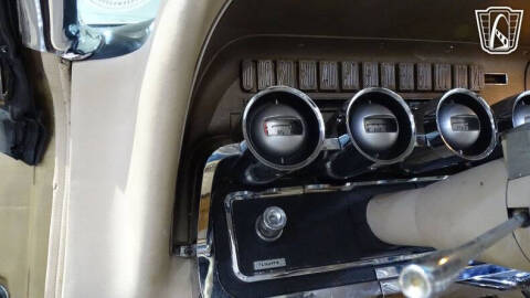 1966 Ford Thunderbird