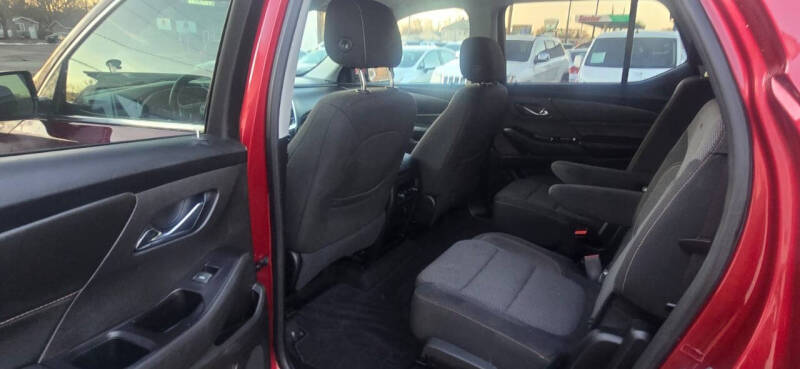 2018 Chevrolet Traverse LT Cloth