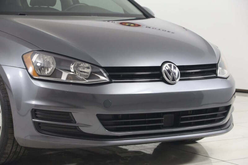 2017 Volkswagen Golf TSI Wolfsburg Edition