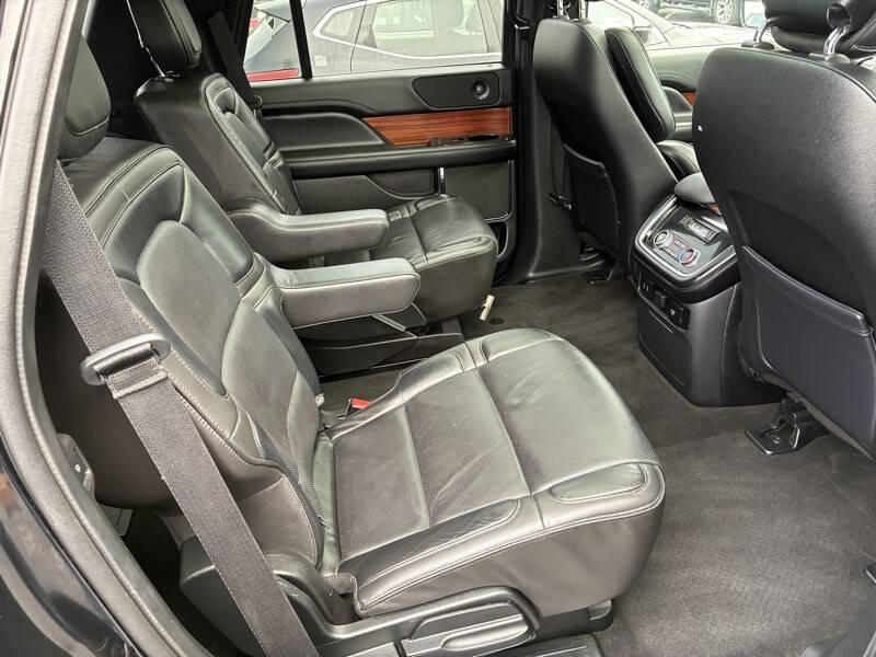 2018 Lincoln Navigator Select