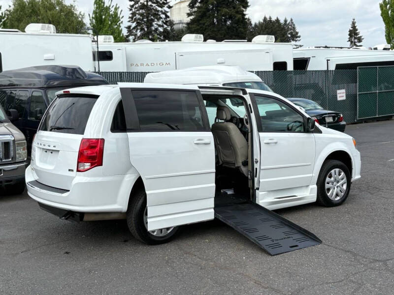 2015 Dodge Grand Caravan SE