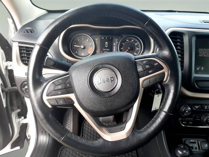 2015 Jeep Cherokee Altitude