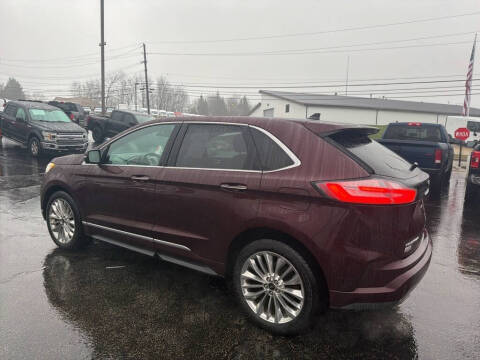 2021 Ford Edge Titanium