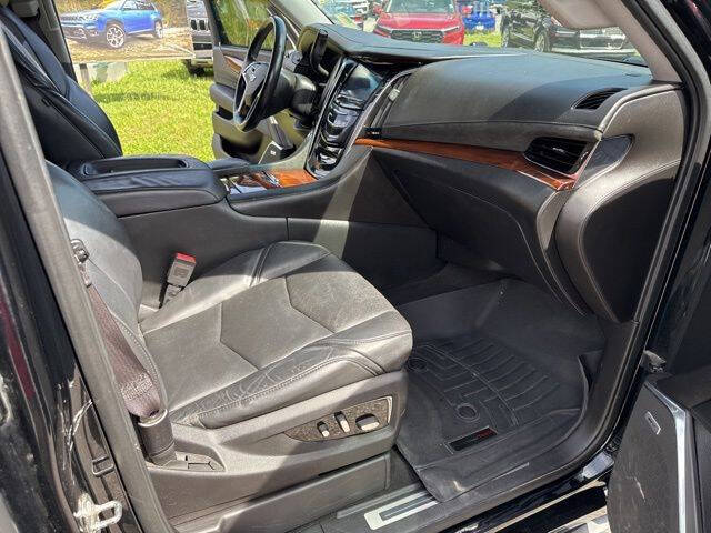 2015 Cadillac Escalade Luxury