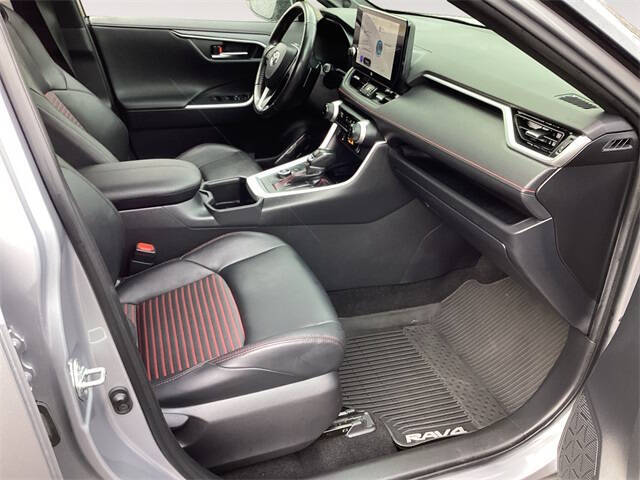 2024 Toyota RAV4 Prime XSE