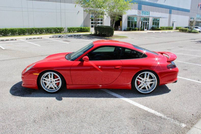 2003 Porsche 911 Carrera