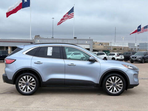 2022 Ford Escape Titanium
