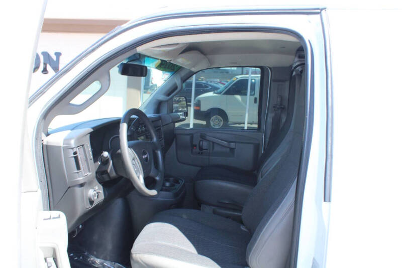 2019 GMC Savana 2500