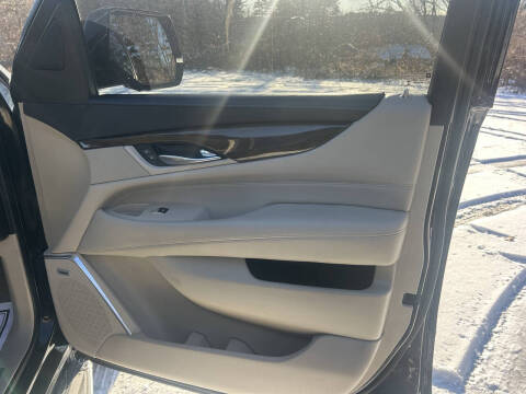 2020 Cadillac Escalade Luxury