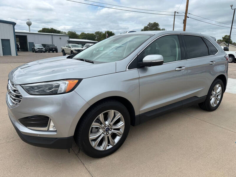 2022 Ford Edge Titanium