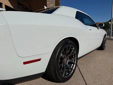 2016 Dodge Challenger SRT 392