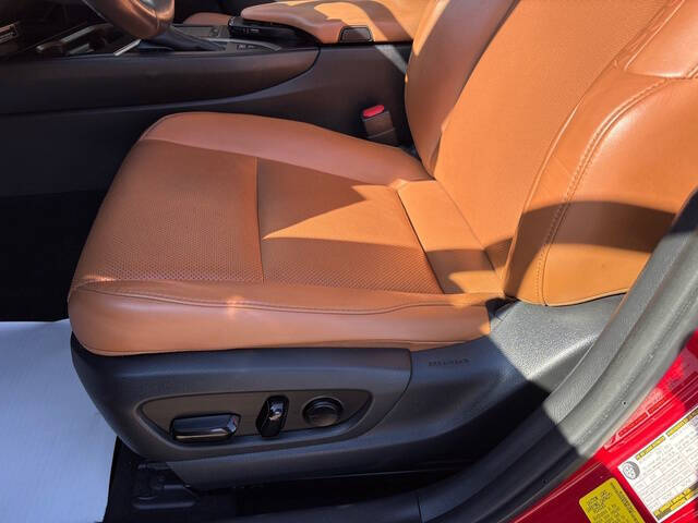 2021 Lexus UX 250h