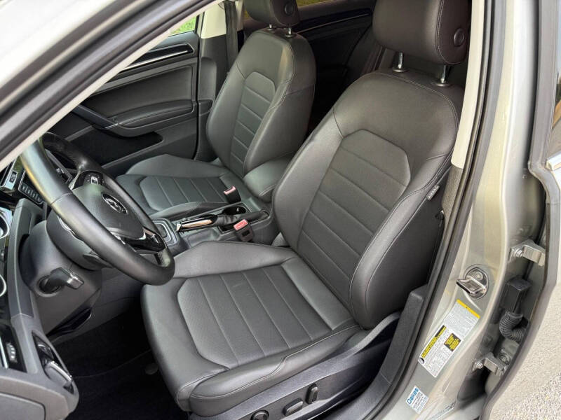 2015 Volkswagen Golf SportWagen TDI SEL