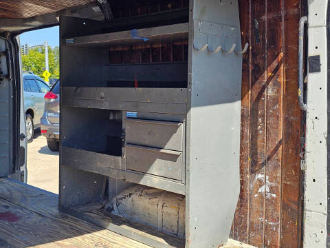 2012 Nissan NV 2500 HD S