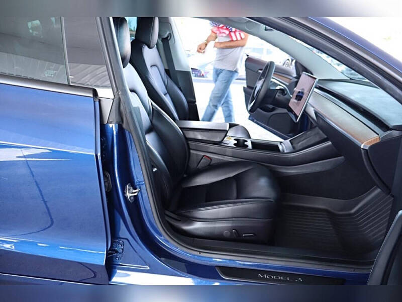 2022 Tesla Model 3 Long Range