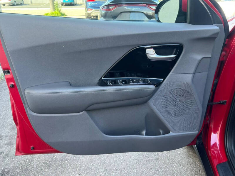 2017 Kia Niro EX