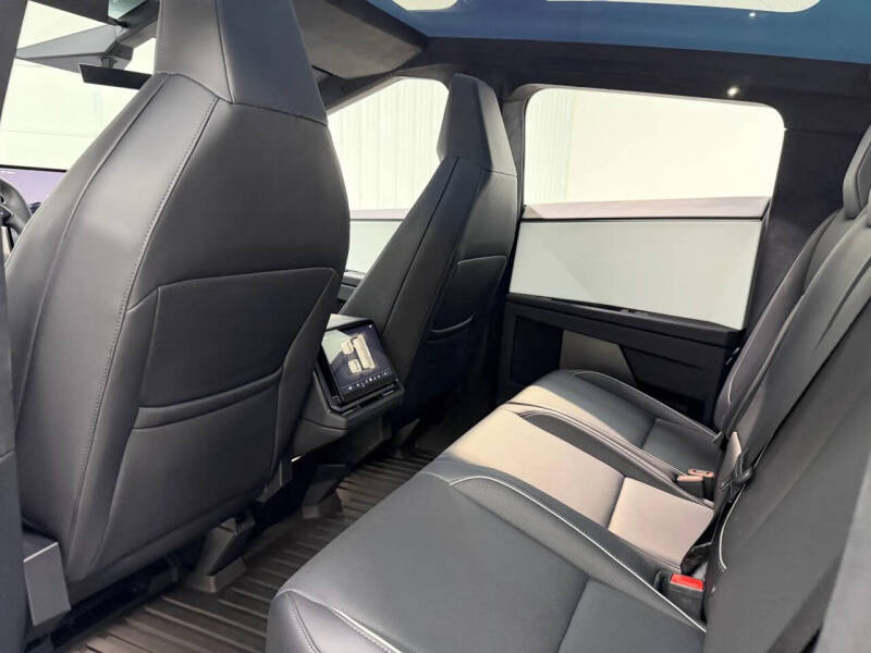 2024 Tesla Cybertruck
