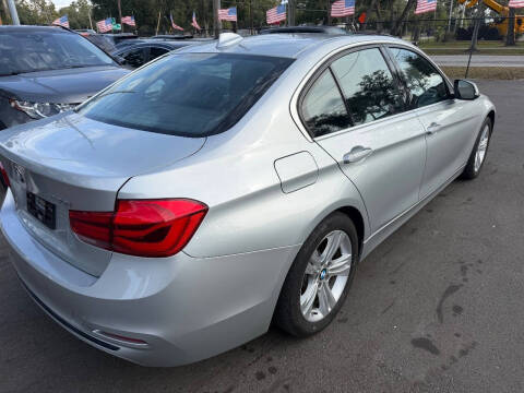 2018 BMW 3 Series 330i