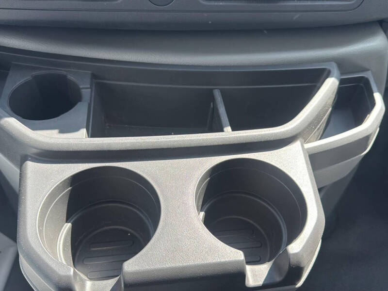 2025 Ford E-Series