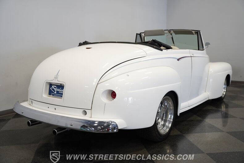 1947 Ford Deluxe