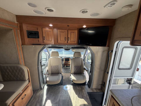 2017 Forest River Sunseeker MBS