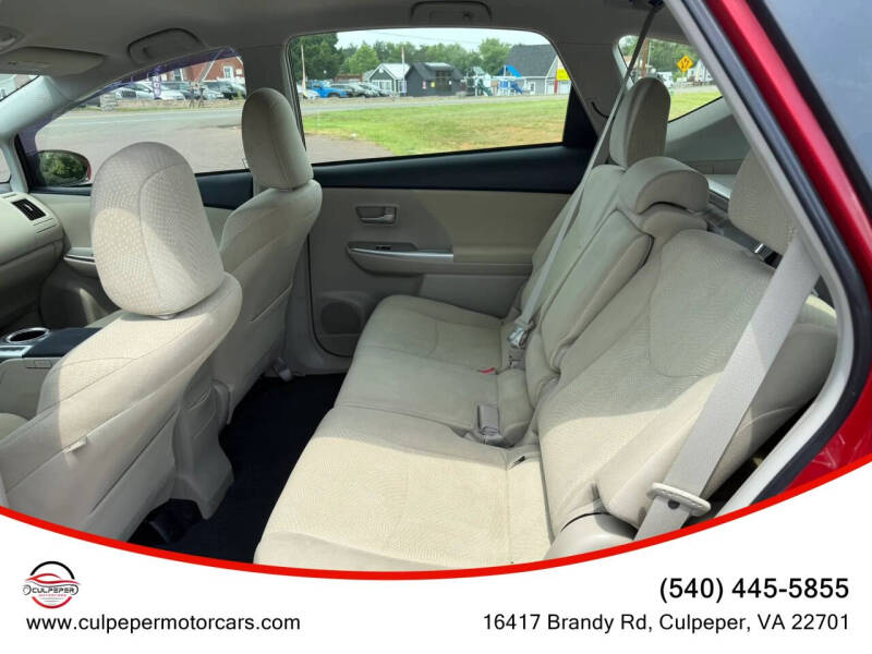 2013 Toyota Prius v Three