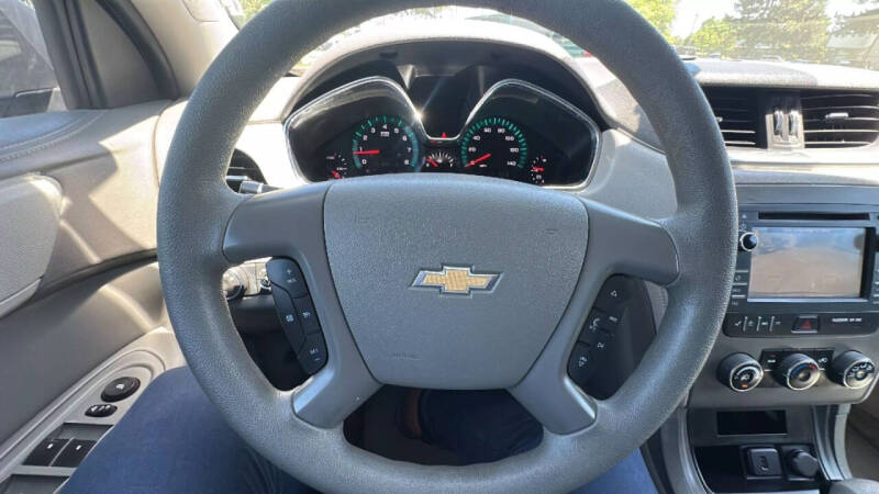 2015 Chevrolet Traverse LS