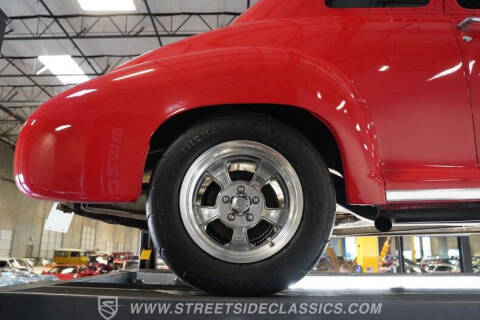 1948 Pontiac Streamliner