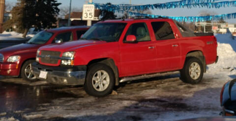 2005 Chevrolet Avalanche for sale at Tower Motors in Brainerd MN