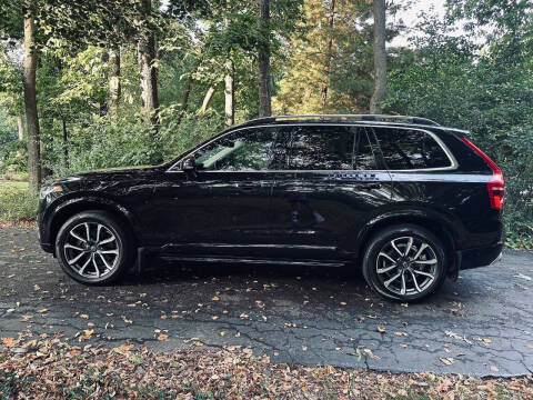 2018 Volvo XC90 T5 Momentum 7-Passenger