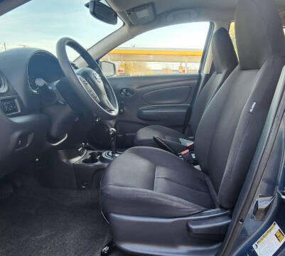 2017 Nissan Versa 1.6 S