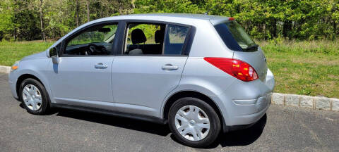 2011 Nissan Versa 1.8 S