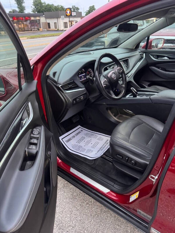 2020 Buick Enclave Essence