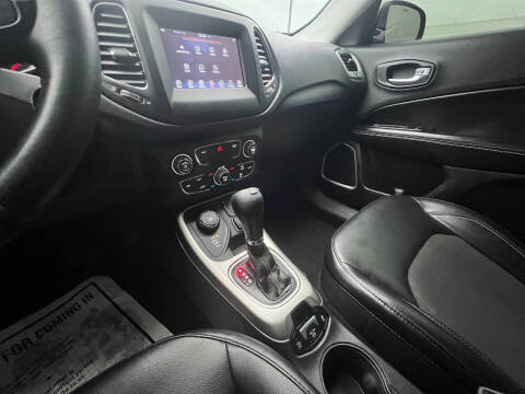 2017 Jeep Compass Latitude