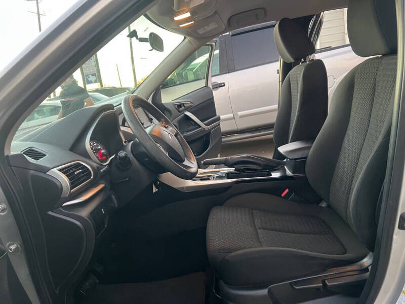 2020 Mitsubishi Eclipse Cross ES