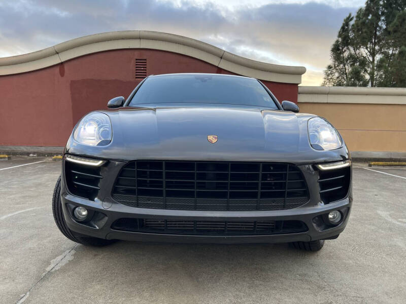 2018 Porsche Macan