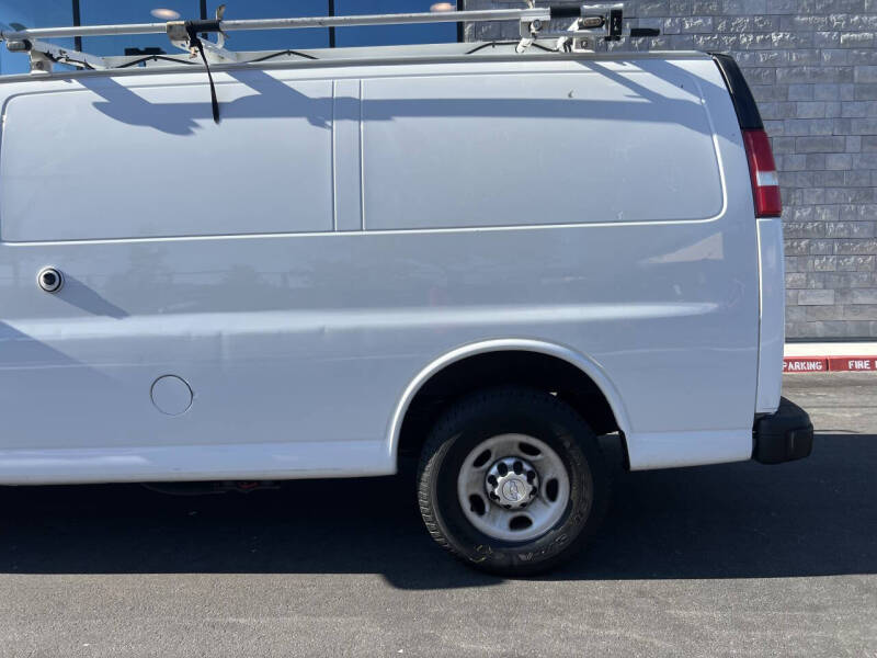 2018 Chevrolet Express 2500