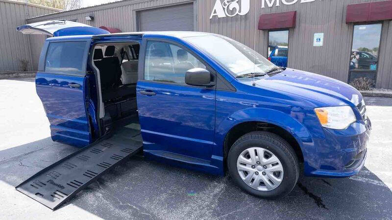 2020 Dodge Grand Caravan SE's photo