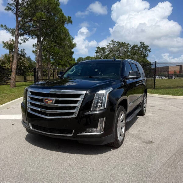 2017 Cadillac Escalade Luxury