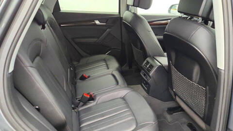 2020 Audi Q5 quattro Premium Plus 45 TFSI