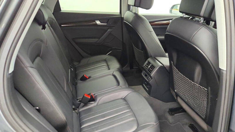 2020 Audi Q5 quattro Premium Plus 45 TFSI