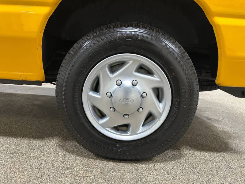 2011 Ford E-Series