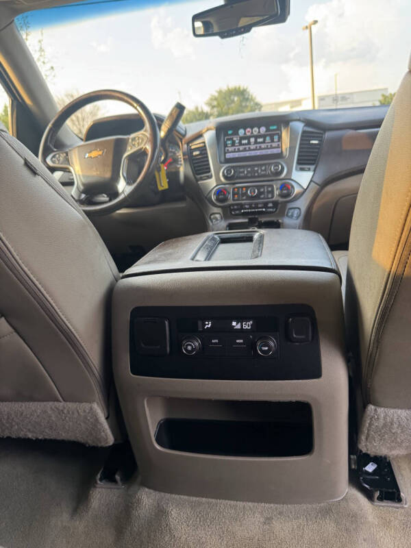 2019 Chevrolet Suburban LT