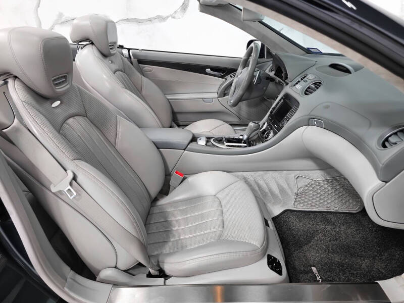 2012 Mercedes-Benz SL-Class SL 63 AMG